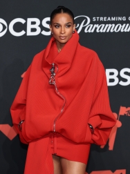 Filename=00219.jpg
Filesize=6150KiB
Dimensions=2730x4096
Date added=Sep 18, 2025 00219.jpg