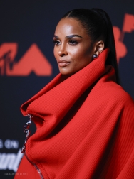 Filename=00232.jpg
Filesize=5980KiB
Dimensions=3130x4096
Date added=Sep 18, 2025 00232.jpg