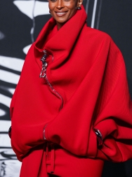 Filename=00259.jpg
Filesize=5411KiB
Dimensions=2316x4096
Date added=Sep 18, 2025 00259.jpg